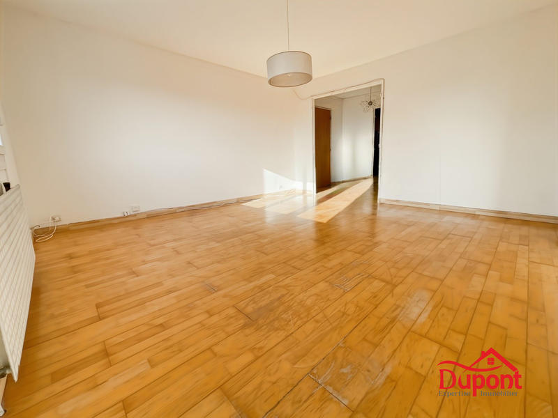 Appartement - 93 m² - 5 pièces