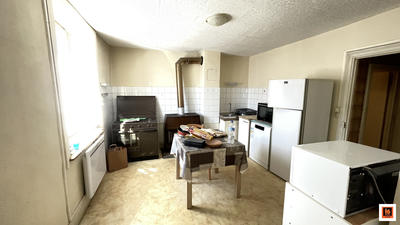 Maison - 102 m² - 4 pièces