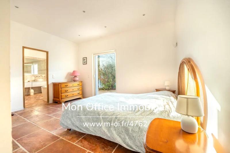 Villa - 200 m² - 7 pièces