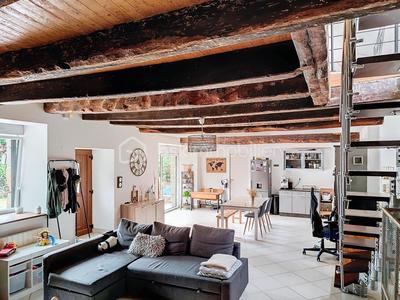 Propriété - 109 m² - 4 pièces