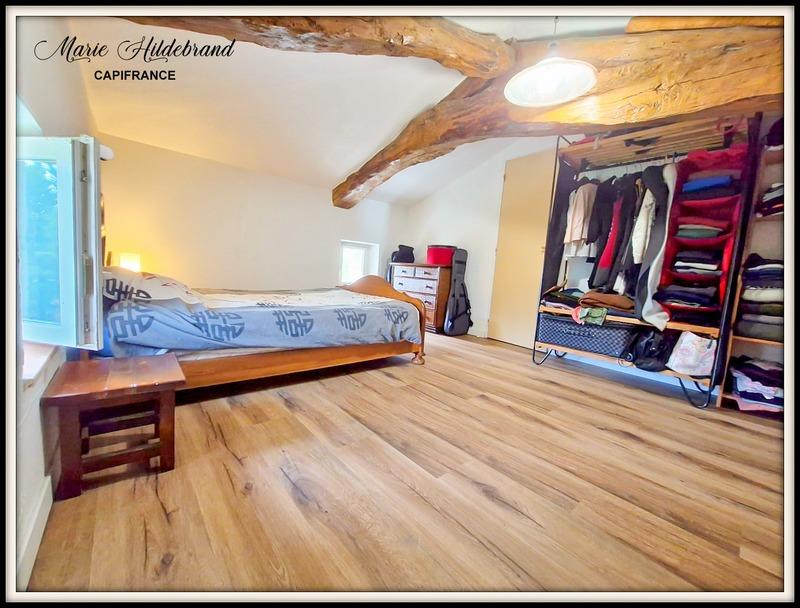 Maison en pierre - 162 m² - 7 pièces