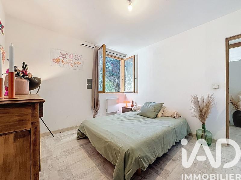 Maison - 196 m² - 8 pièces