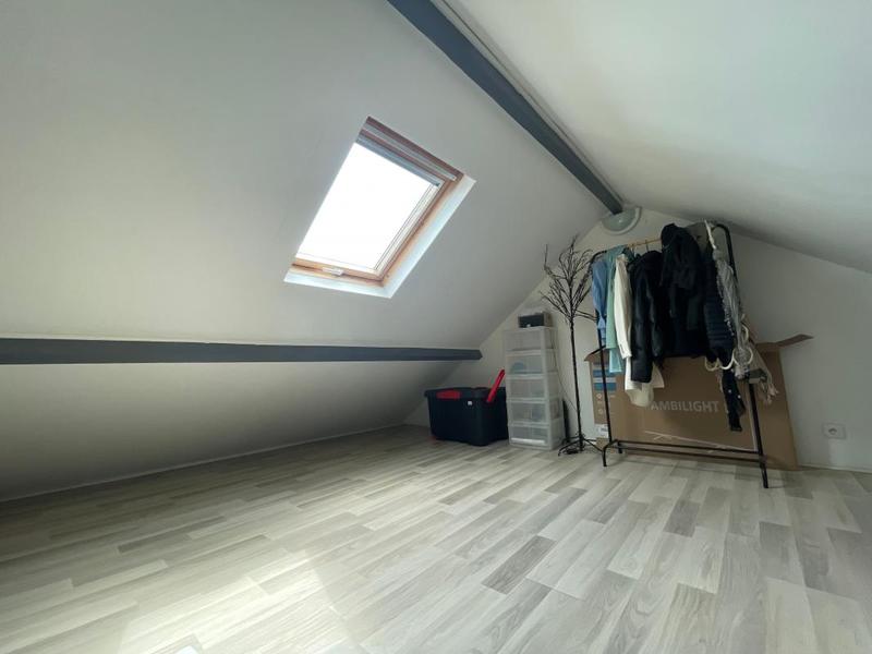 Maison - 93 m² - 4 pièces