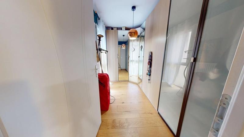 Maison - 99 m² - 4 pièces