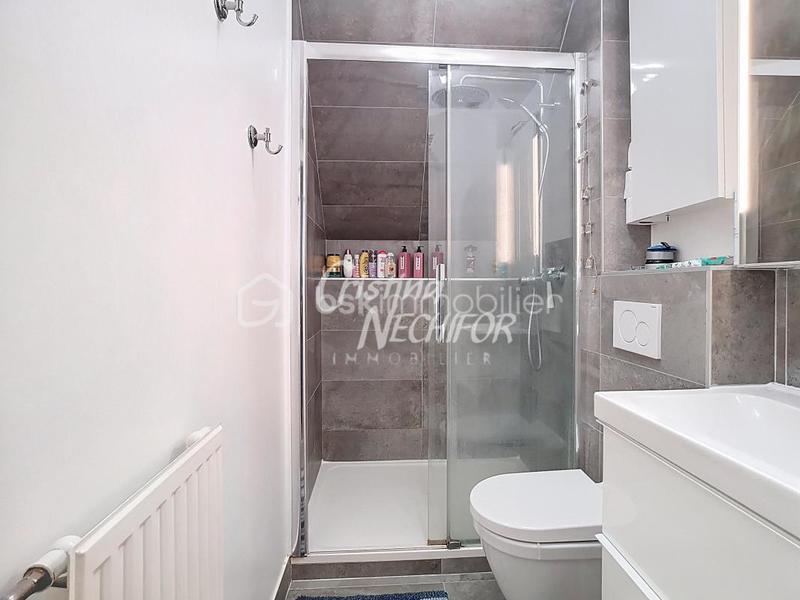 Maison - 98 m² - 5 pièces