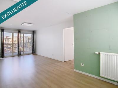 Appartement - 85 m² - 4 pièces