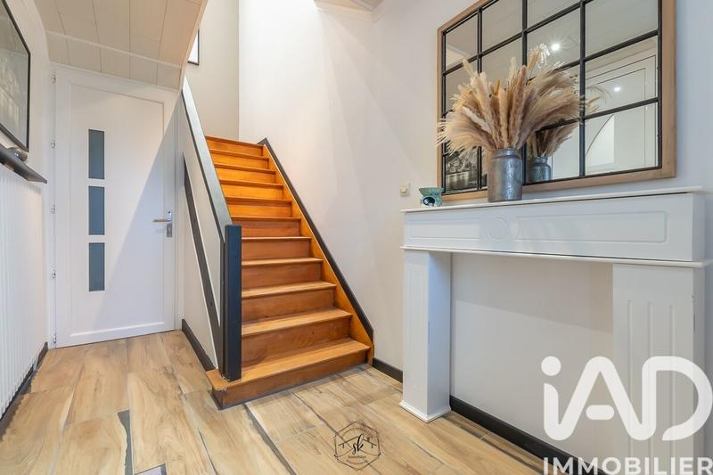 Maison - 140 m² - 5 pièces