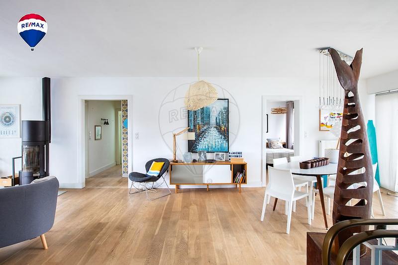 Maison d'architecte - 217 m² - 7 pièces