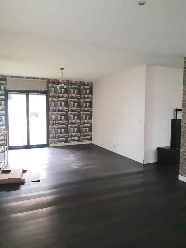 Pavillon - 254 m² - 8 pièces