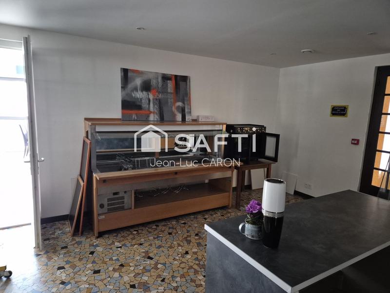 Local commercial - 449 m² - 20 pièces