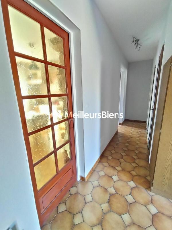 Maison - 121 m² - 6 pièces