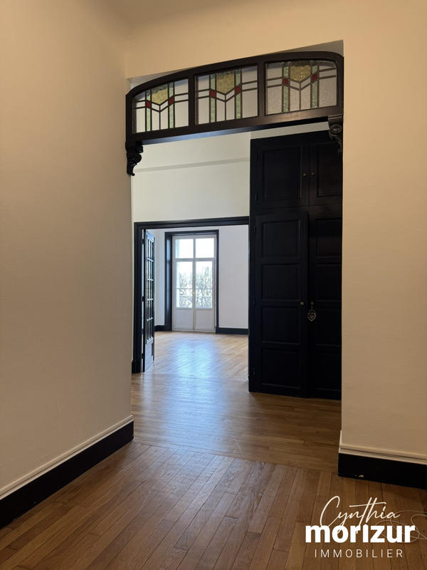 Appartement - 130 m² - 5 pièces