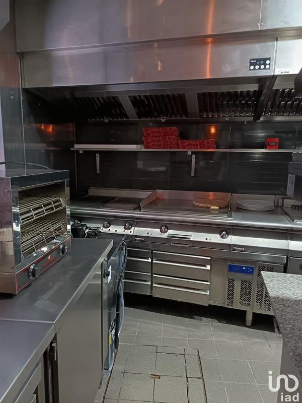 Local commercial - 262 m²