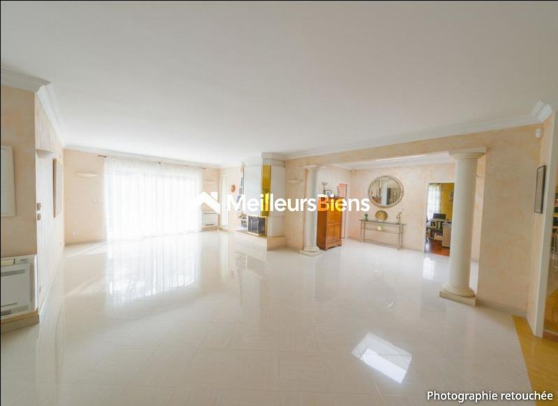 Villa - 176 m² - 6 pièces
