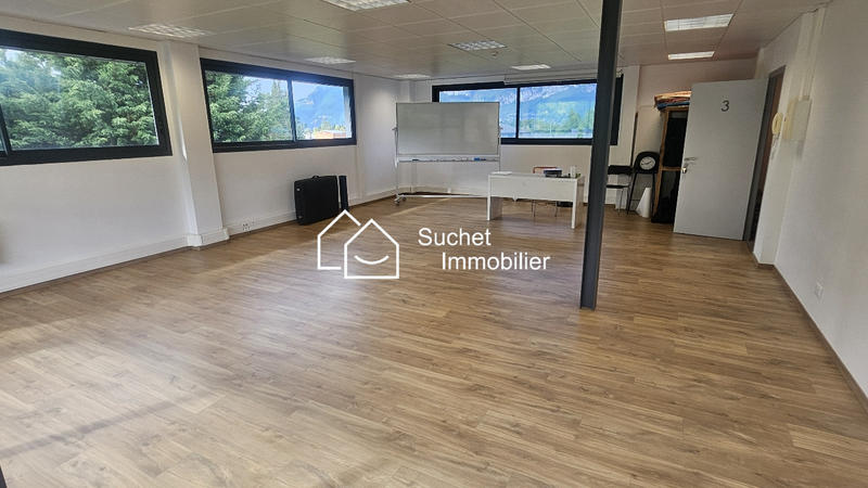 Bureau - 424 m²