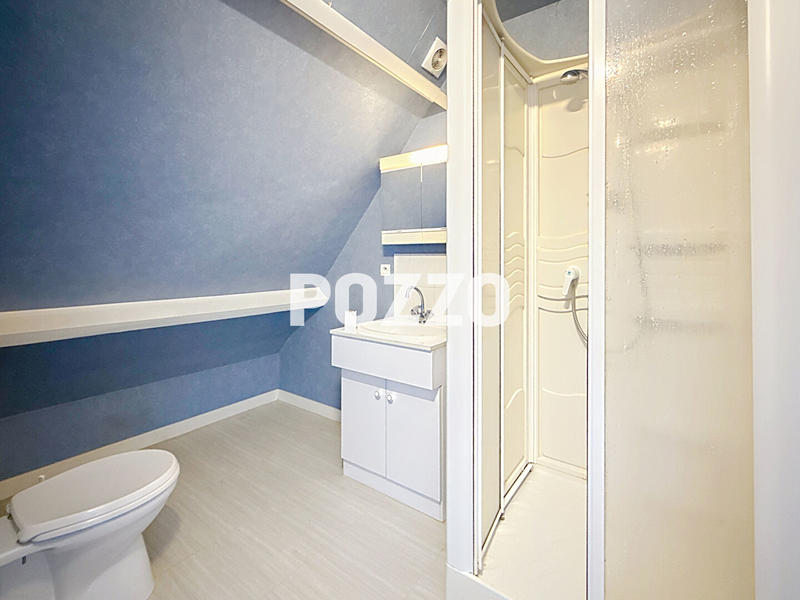 Maison - 173 m² - 9 pièces