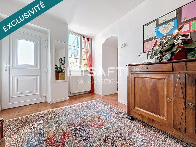 Maison - 226 m² - 8 pièces