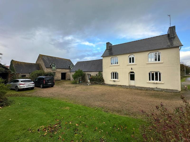 Maison - 184 m² - 5 pièces