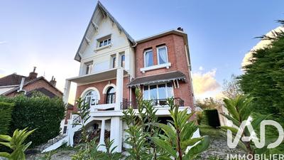 Maison - 160 m² - 7 pièces