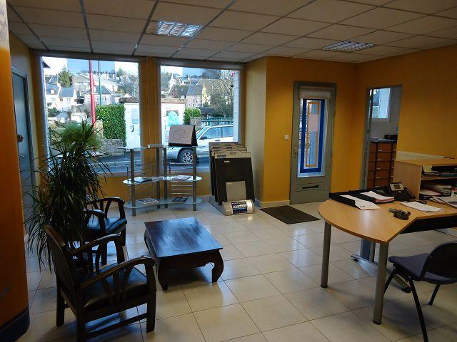 Local commercial - 118 m² - 6 pièces