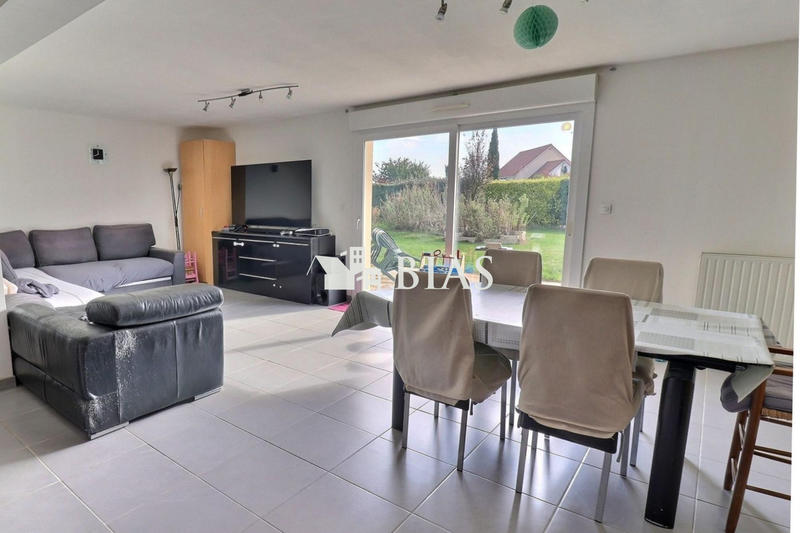 Maison - 137 m² - 5 pièces