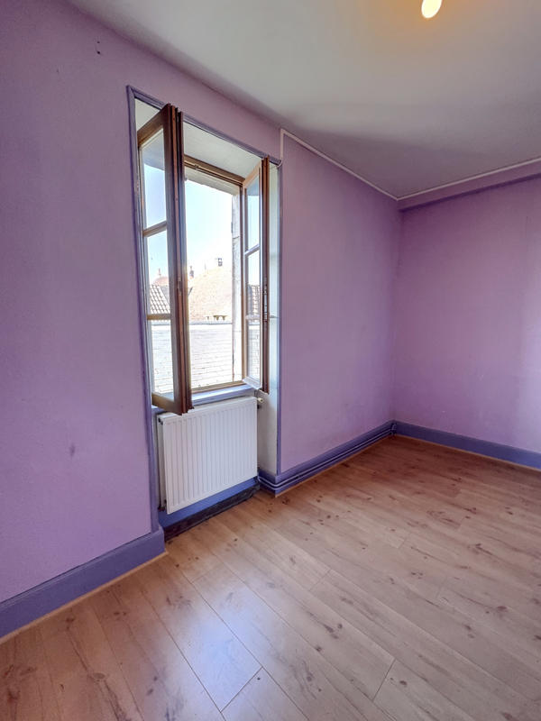 Maison - 133 m² - 8 pièces