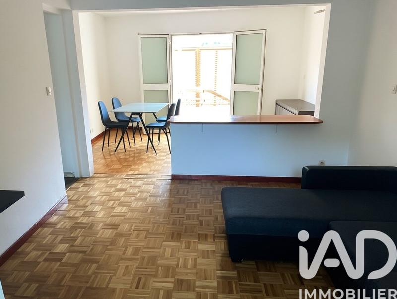 Maison - 189 m² - 6 pièces