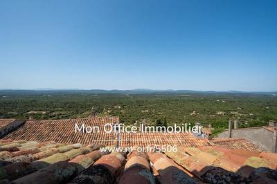 Demeure - 250 m² - 8 pièces