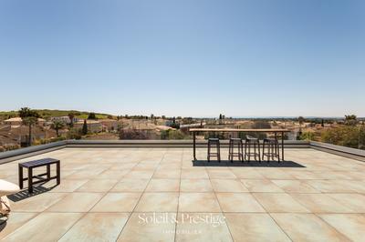 Maison - 180 m² - 4 pièces