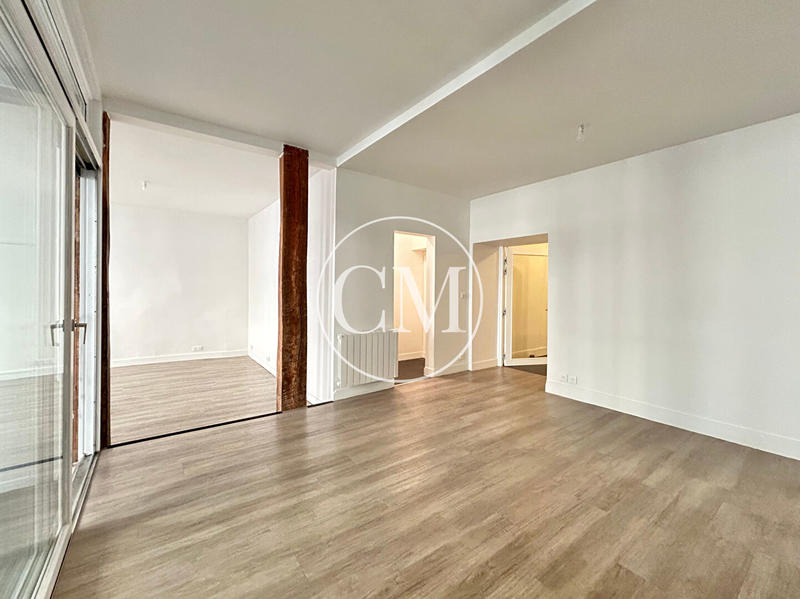 Local commercial - 136 m² - 7 pièces