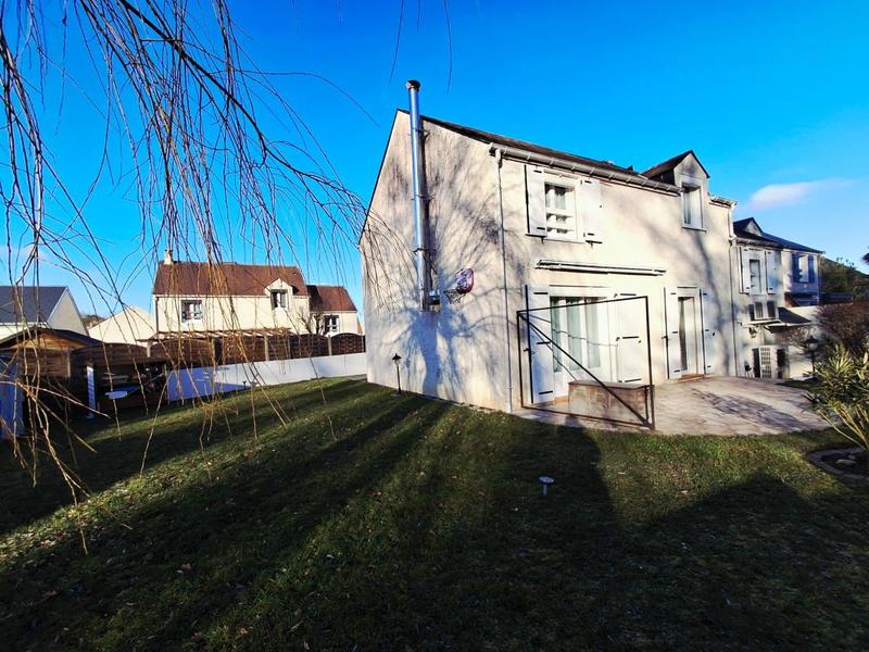 Maison - 106 m² - 5 pièces