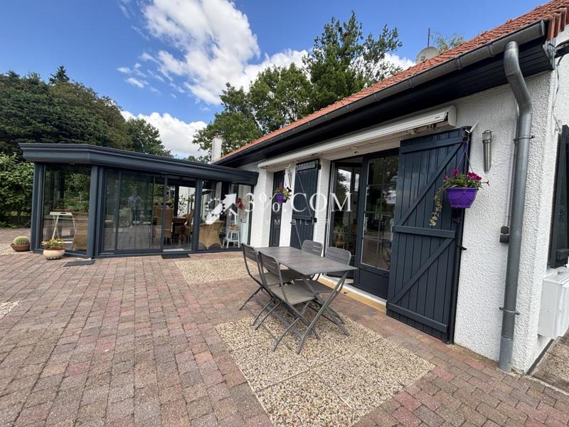 Pavillon - 108 m² - 5 pièces