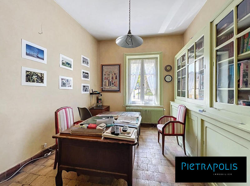 Maison ancienne - 200 m² - 8 pièces