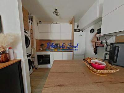 Appartement - 60 m² - 3 pièces