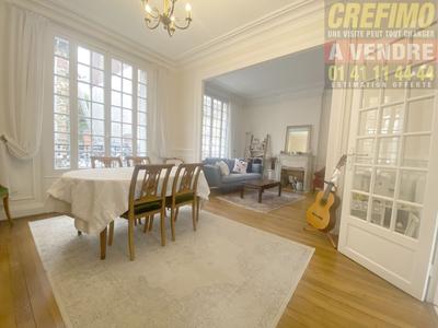 Maison - 152 m² - 7 pièces