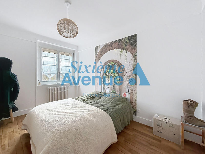 Appartement - 82 m² - 4 pièces