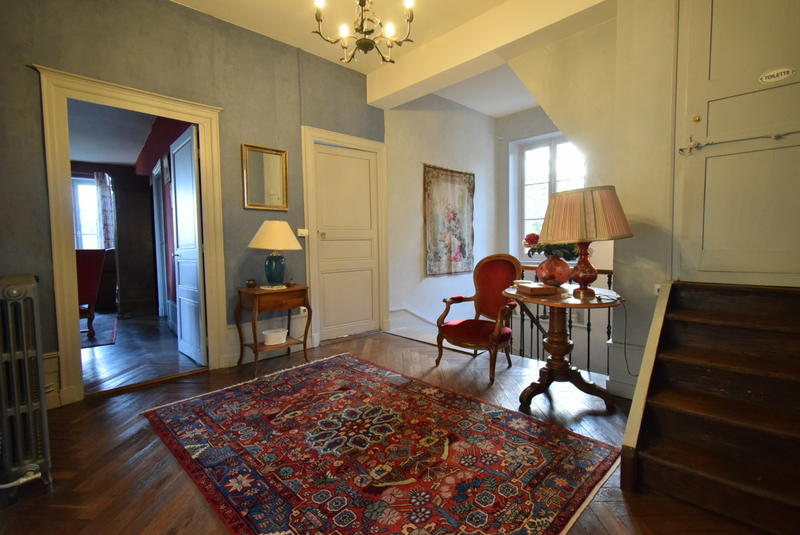 Maison - 315 m² - 10 pièces