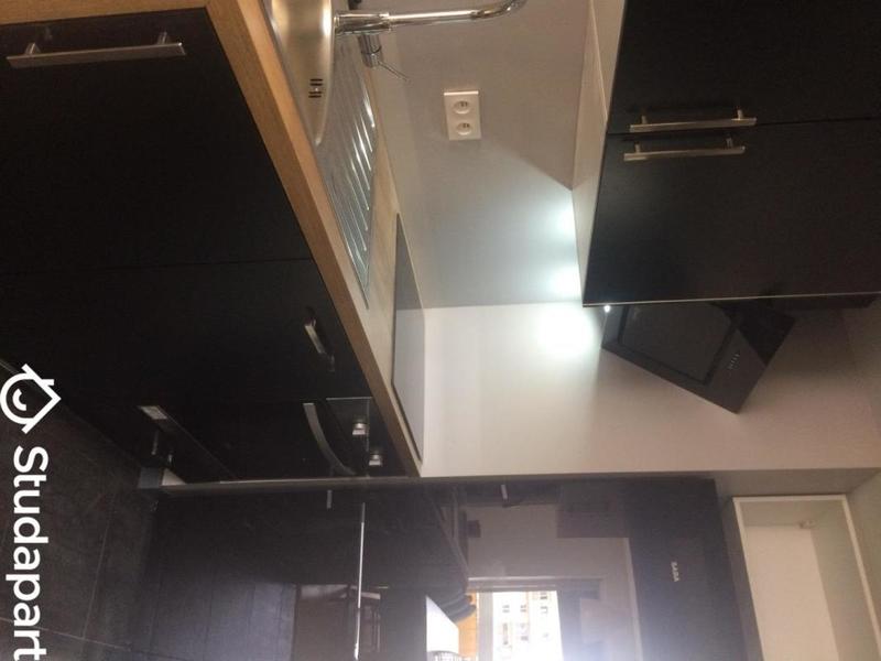 Chambre - 13 m² - 1 pièce