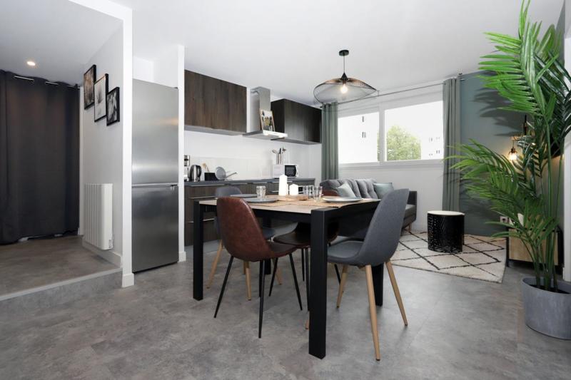 Appartement - 68 m² - 5 pièces