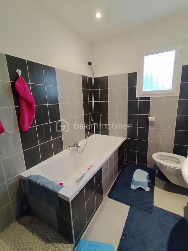 Maison - 107 m² - 4 pièces