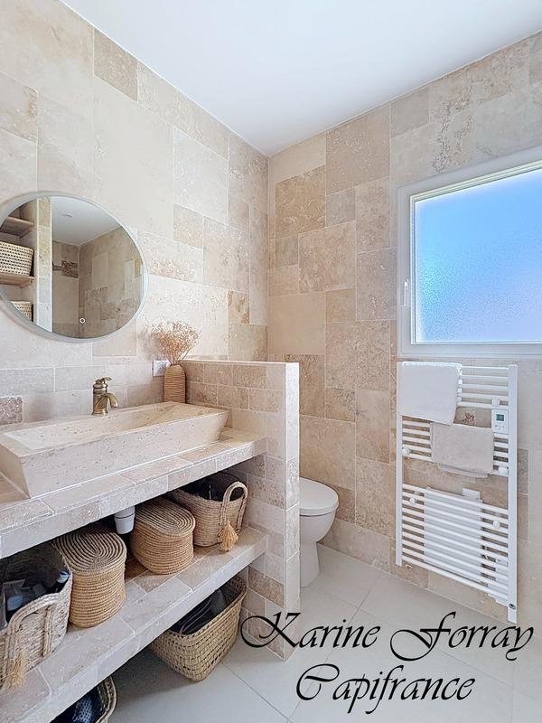 Maison - 174 m² - 6 pièces