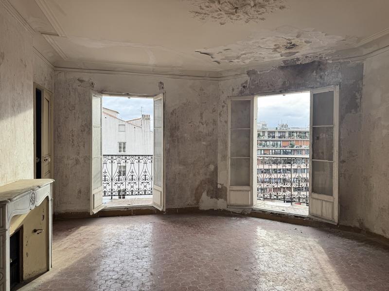 Appartement - 195 m² - 10 pièces