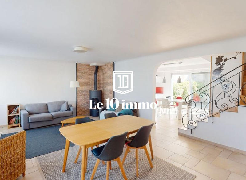 Maison - 171 m² - 8 pièces