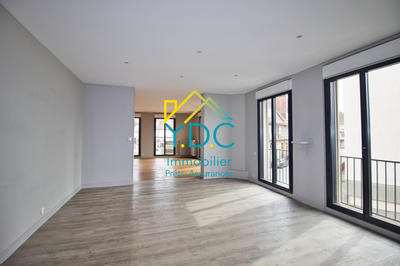 Appartement - 187 m² - 5 pièces