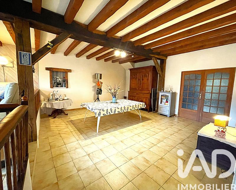 Maison - 248 m² - 8 pièces