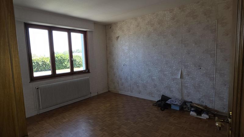 Maison traditionnelle - 90 m² - 5 pièces