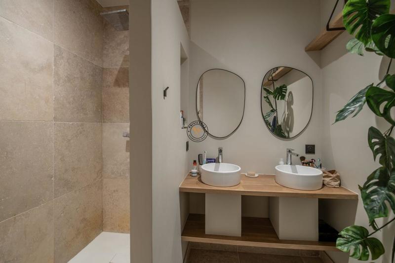 Appartement - 82 m² - 3 pièces