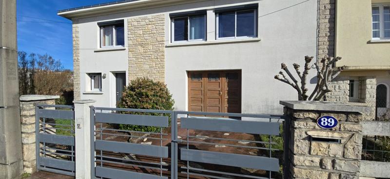 Maison - 145 m² - 6 pièces