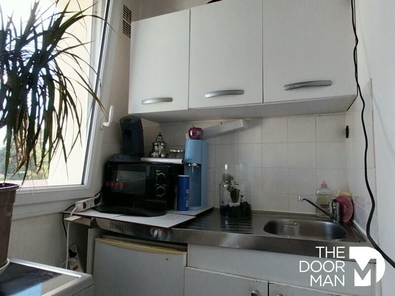 Studio - 27 m² - 1 pièce