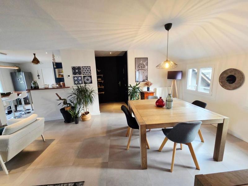 Appartement - 103 m² - 4 pièces